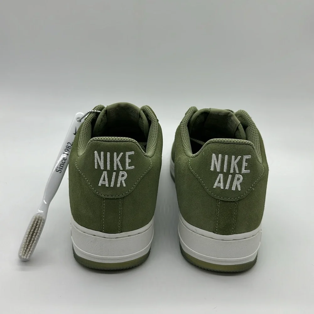 Nike Air Force 1 Low Retro Men's DV0785-300 Oil Green/Summit NWOB and Defects - Picture 5 of 5